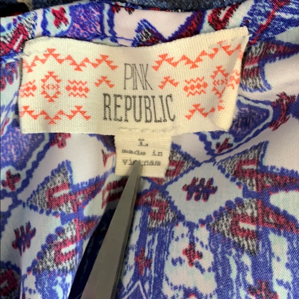 🎉Pink Republic Dress with pockets capped sleeve - Picture 6 of 6